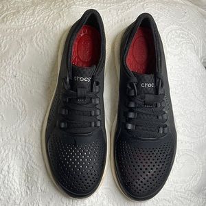 Crocs literide black Men’s 8 waterproof lace up